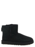 جزمة الكاحل UGG Classic Mini Ii