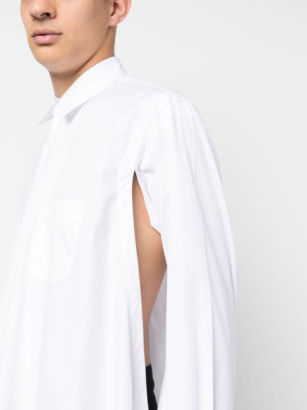 قميص Comme Des Garcons بفتحة جانبية