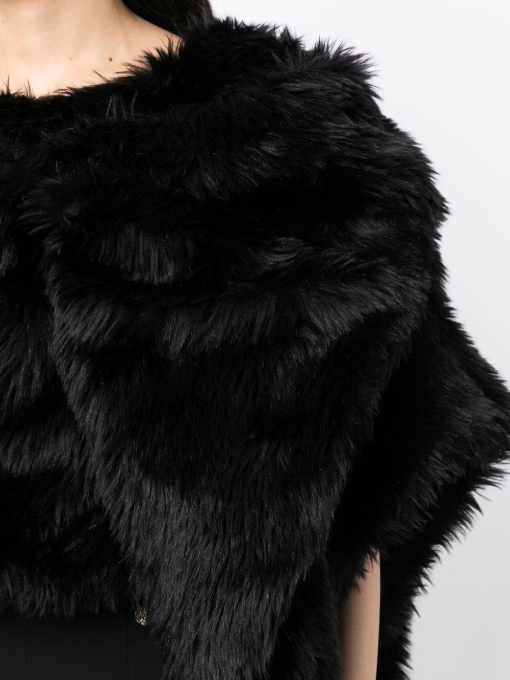Comme Des Garcons بلوزة قصيرة بتصميم فرو