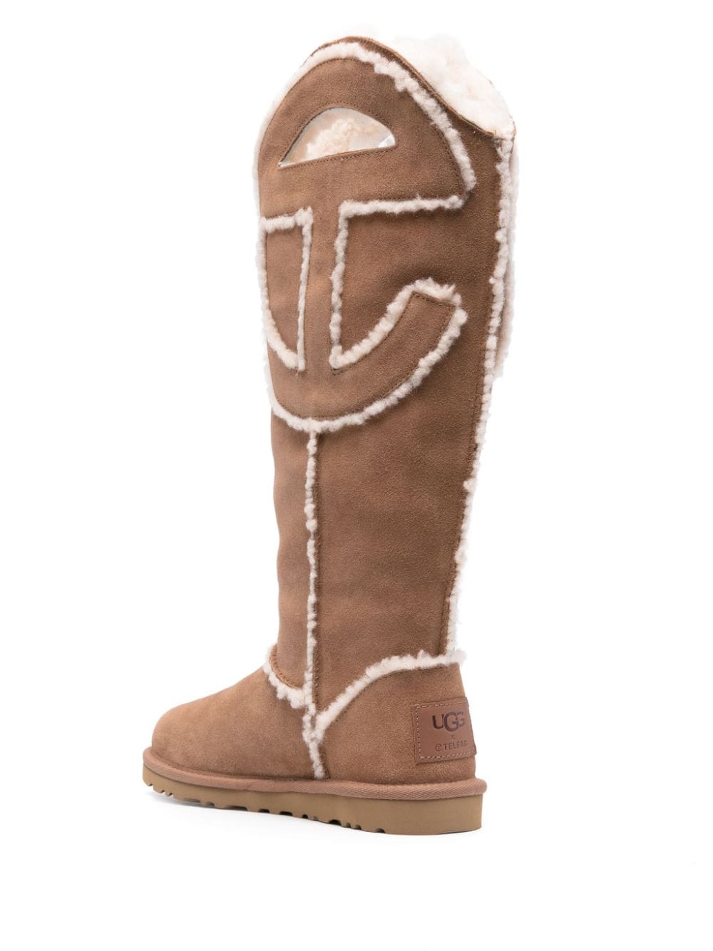 حذاء UGG X TELFAR بني اللون