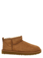 جزمة الكاحل UGG M كلاسيك ألترا ميني