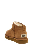 جزمة الكاحل UGG M كلاسيك ألترا ميني
