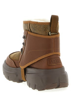 جزمة الكاحل UGG Jld