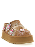 صنادل ماري جين ميادو سابوتس من UGG بييا