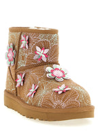 أحذية UGG Classic Mini Meadow القصيرة للكاحل