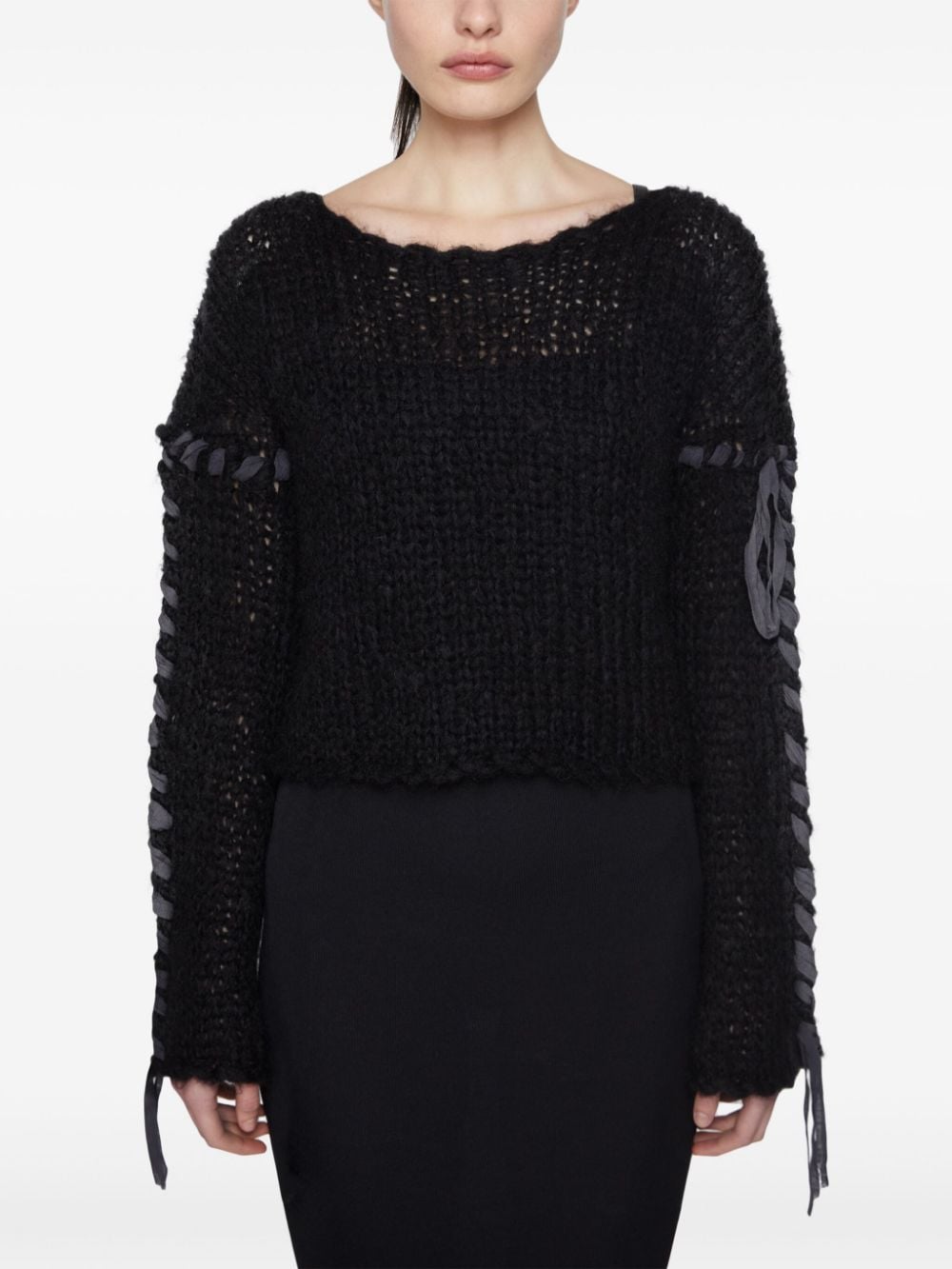 كنزات سوداء من Acne Studios