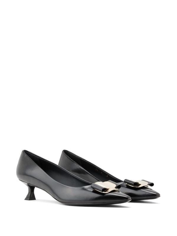 Ferragamo New Vara leather pumps