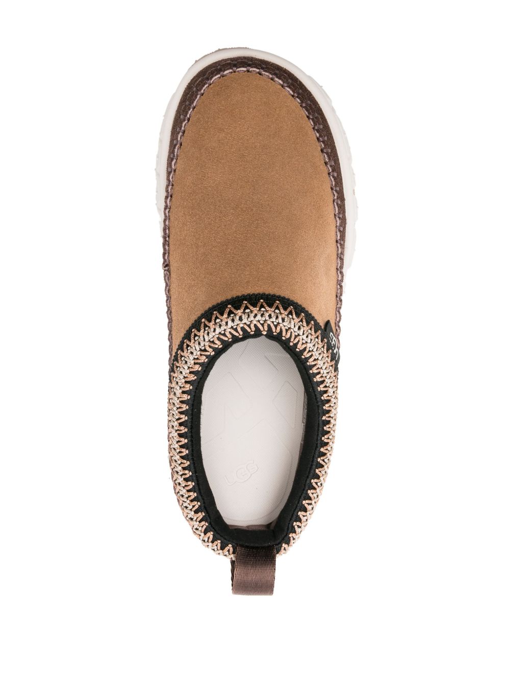 حذاء رياضي UGG بني