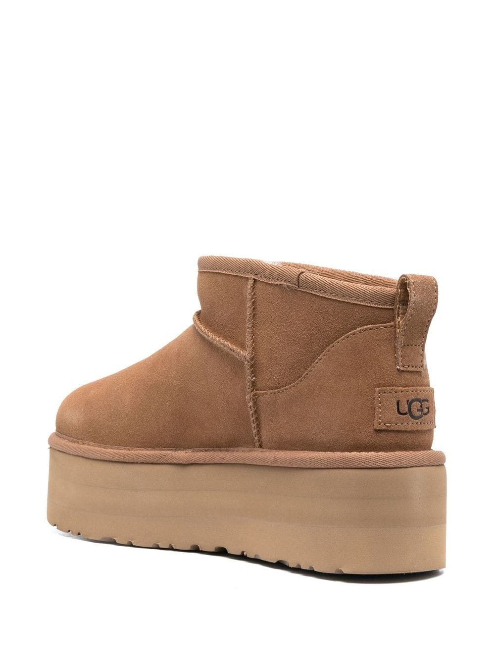 جزمة UGG بيج
