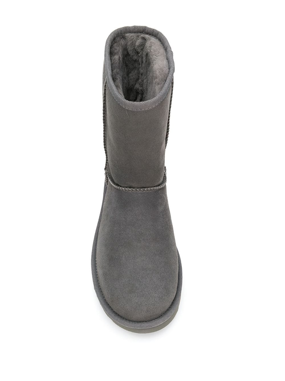 جزمة UGG أستراليا القصيرة الكلاسيكية