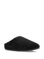 صنادل UGG سوداء