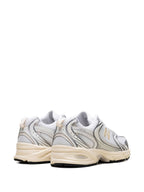New Balance 530 trainers