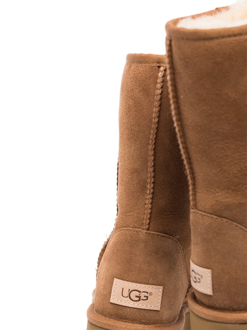 جزمة UGG أستراليا القصيرة الكلاسيكية