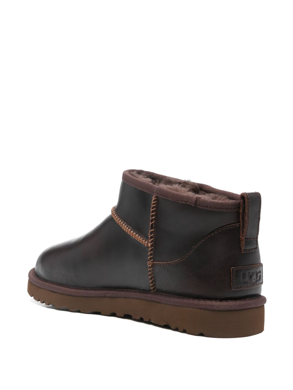 أحذية Ugg Australia الكلاسيكية فائقة الصغر