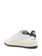 حذاء رياضي أزرق من AUTRY X MAISON KITSUNE