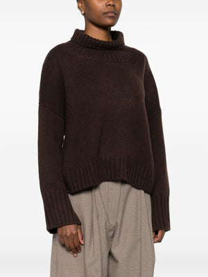 SOFT GOAT Sweaters Brown