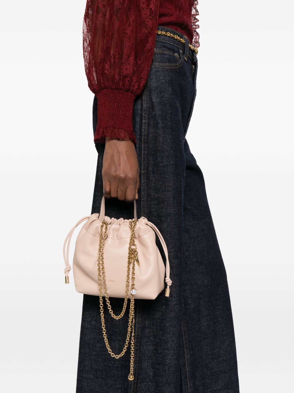 حقيبة كتف Chloé Mini Chloé Icons مع سلسلة من الجلد الناعم