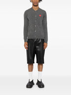 كنزة Comme des Garcons باللون الرمادي
