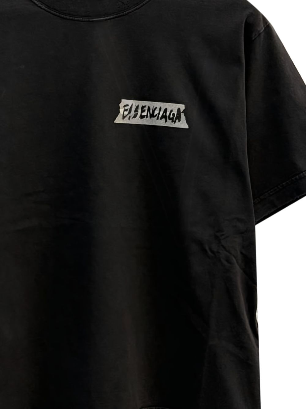 تي شيرت Balenciaga شريط لاصق