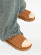 صندل UGG بيج