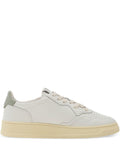 أحذية رياضية من أوتري