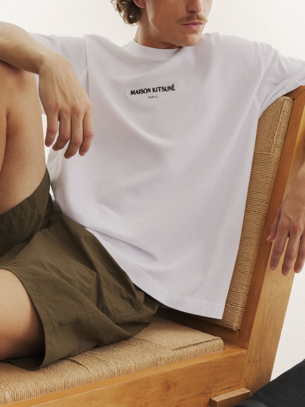 تيشيرت قطن بشعار Maison Kitsuné