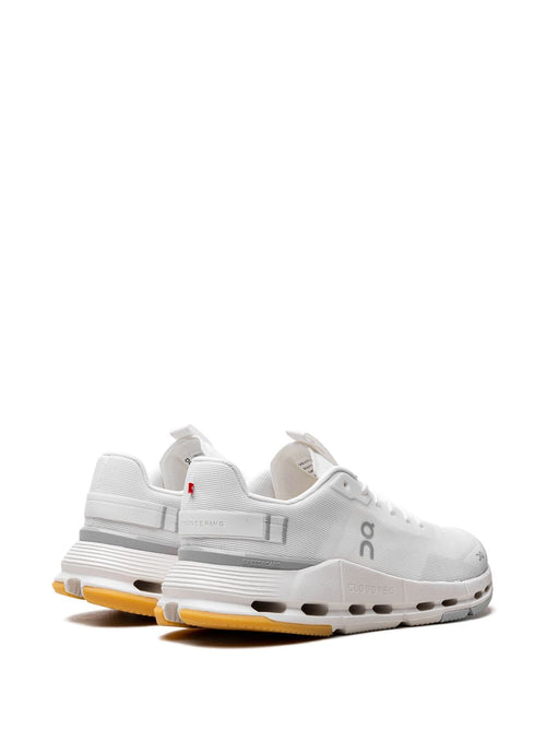 ON Sneakers WHITE