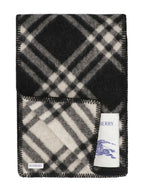 Burberry Scarfs BLACK