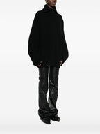 032C Sweater
