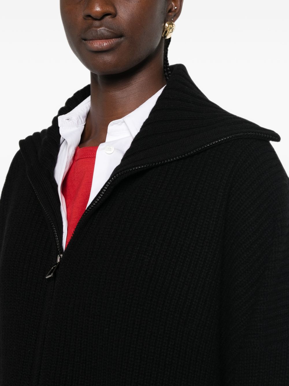 032C Sweater