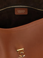 Ferragamo Sofia 2026 (l) Shoulder Bag