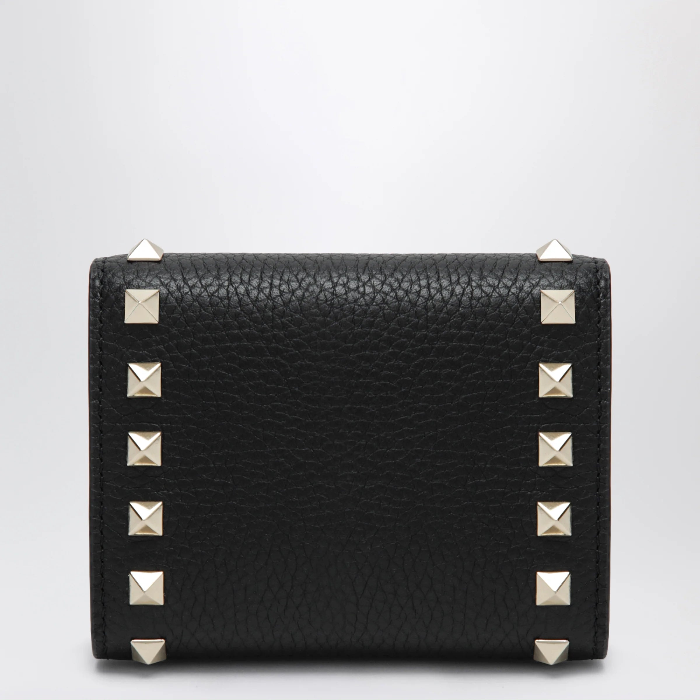 Valentino Garavani Rockstud trifold wallet in black grained calfskin