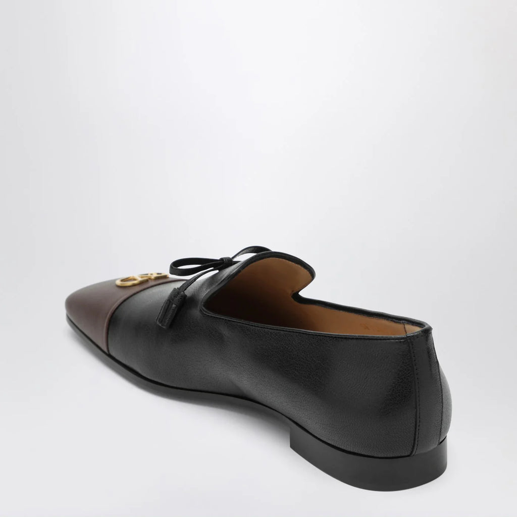 Valentino Garavani Babouchoes VLogo Loafers in Leather
