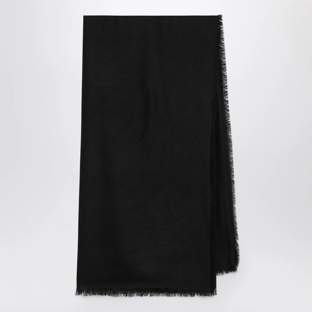GUCCI Black wool and silk GG jacquard shawl