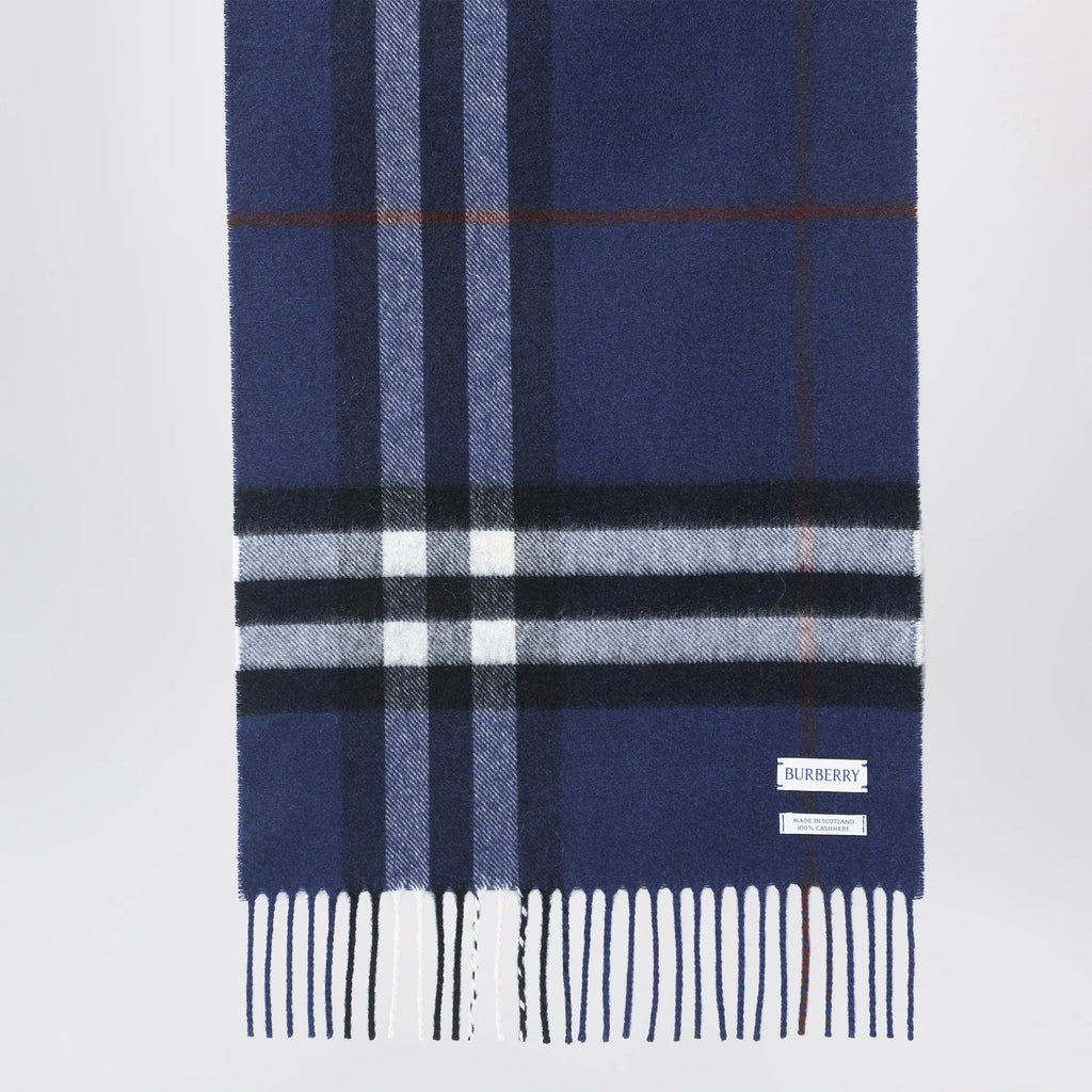 Burberry Blue cashmere scarf with a checked pattern