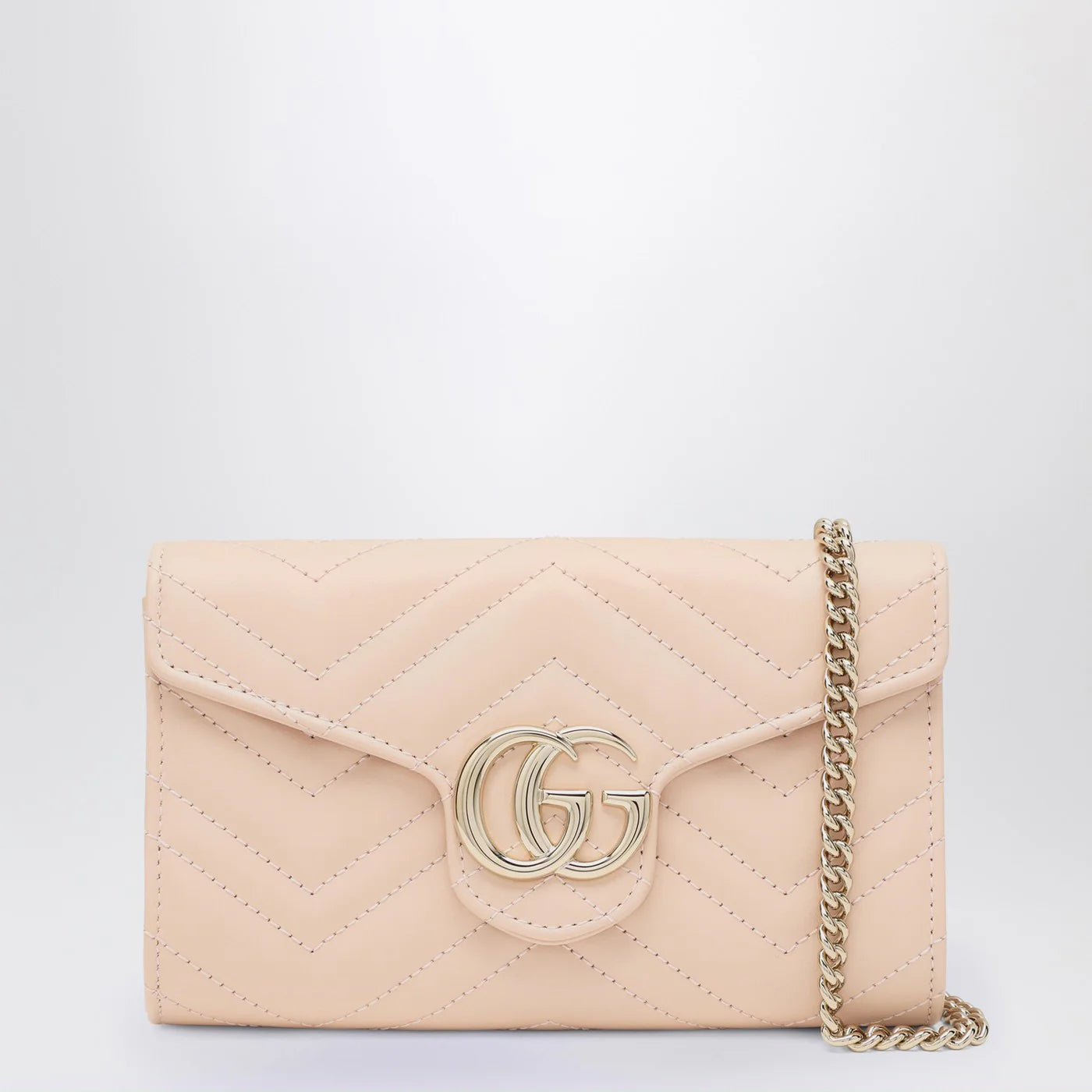 GUCCI GG Marmont pink wallet with chain
