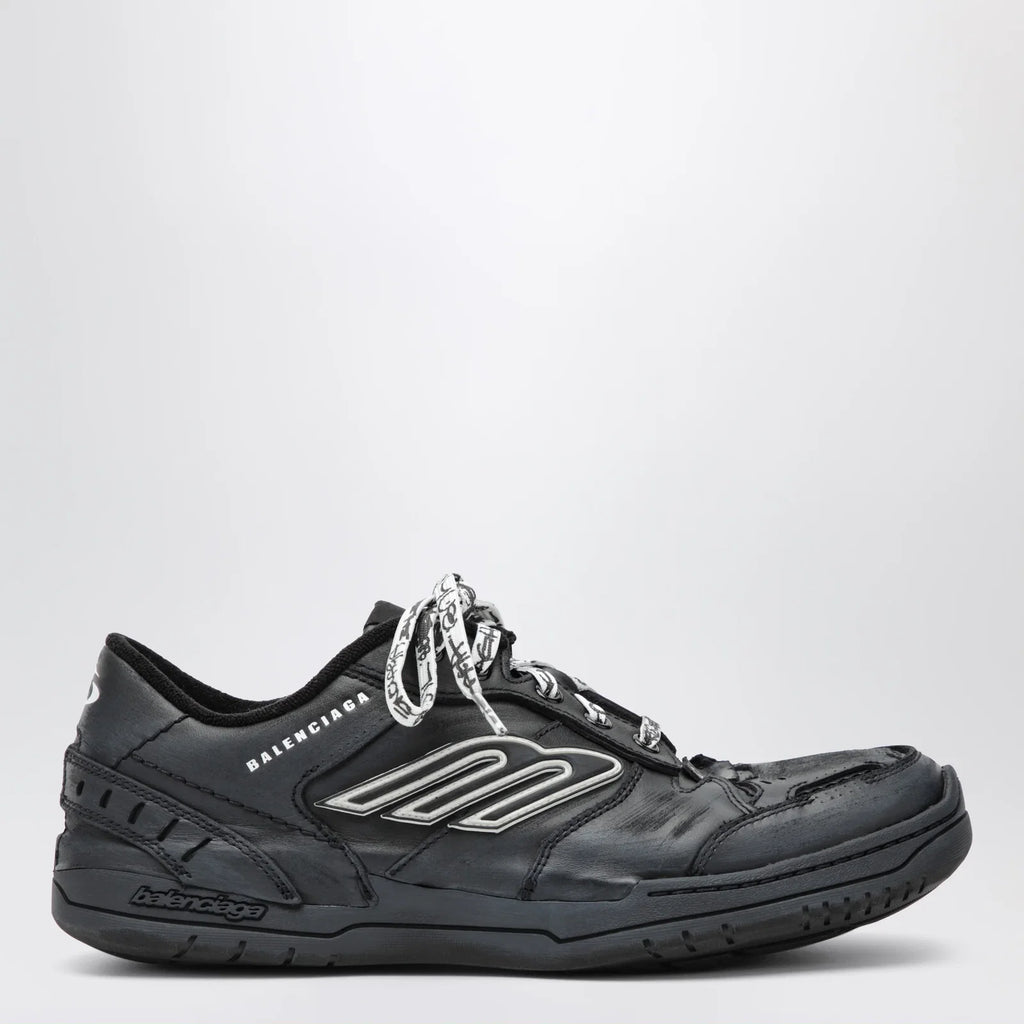 Balenciaga Hamptons Worn-Out black sneakers