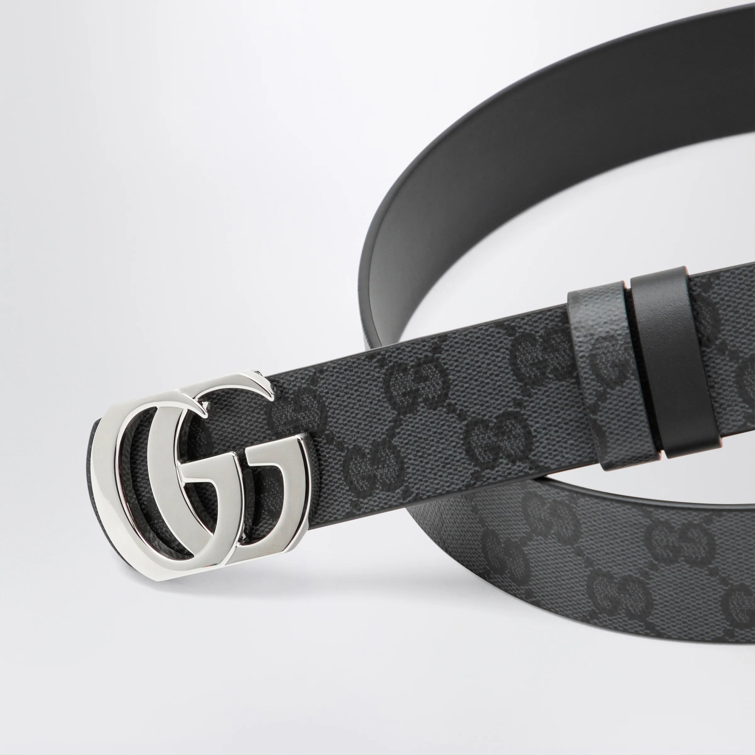 GUCCI Cut GG Marmont reversible GG canvas and leather belt, black