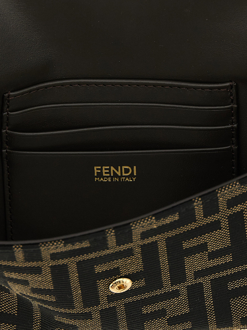 Fendi Tube Wallet On Chain