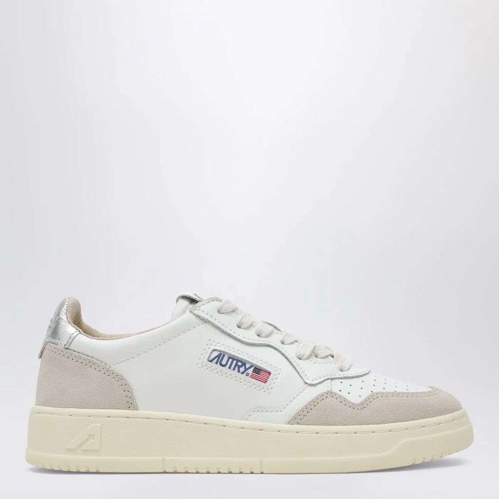 AUTRY Medalist Low Sneakers in white leather and suede with silver details