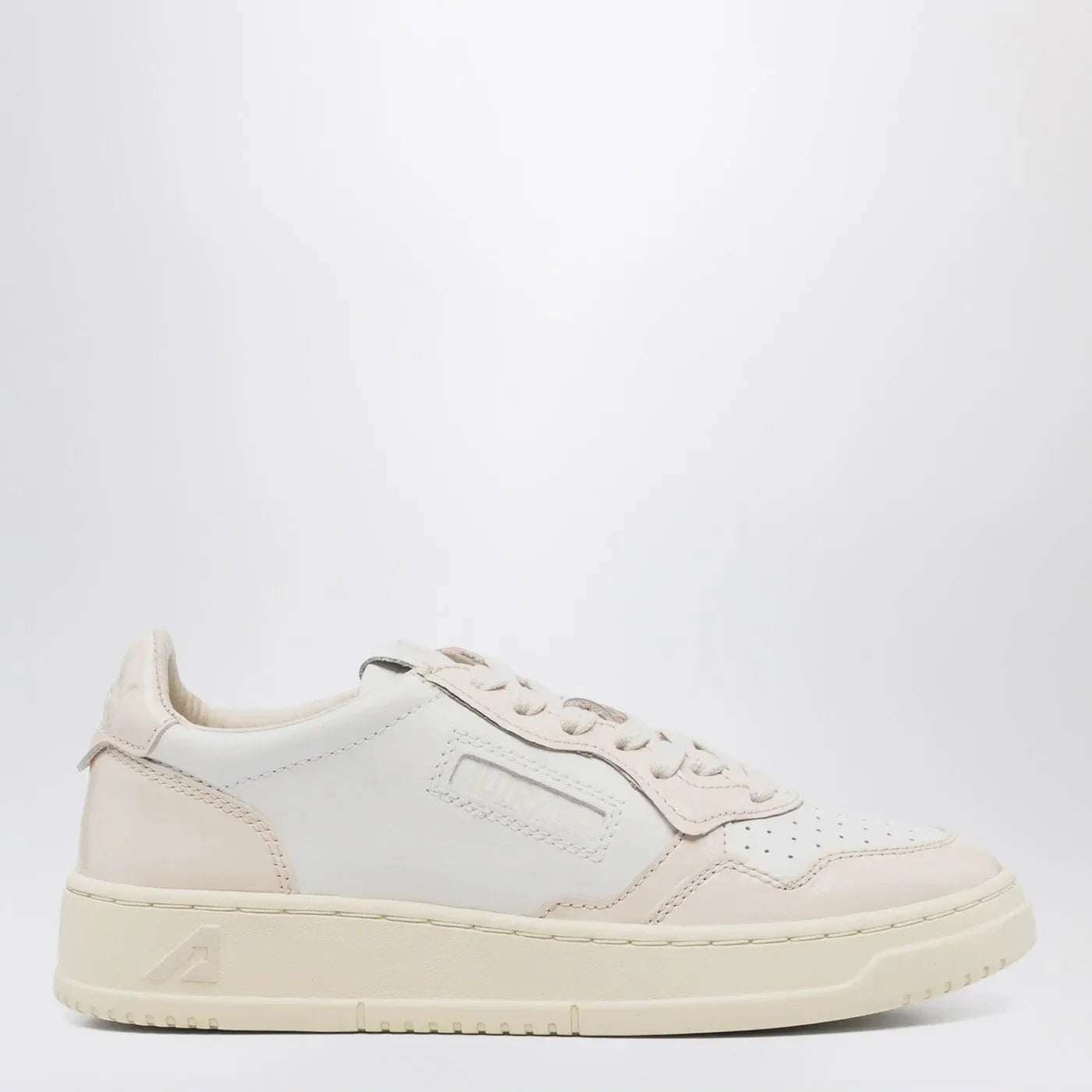 AUTRY White/light pink Medalist sneakers