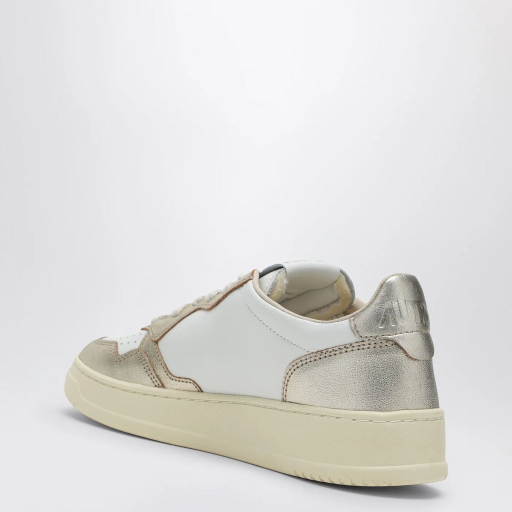 AUTRY Medalist Low white/platinum leather Sneakers