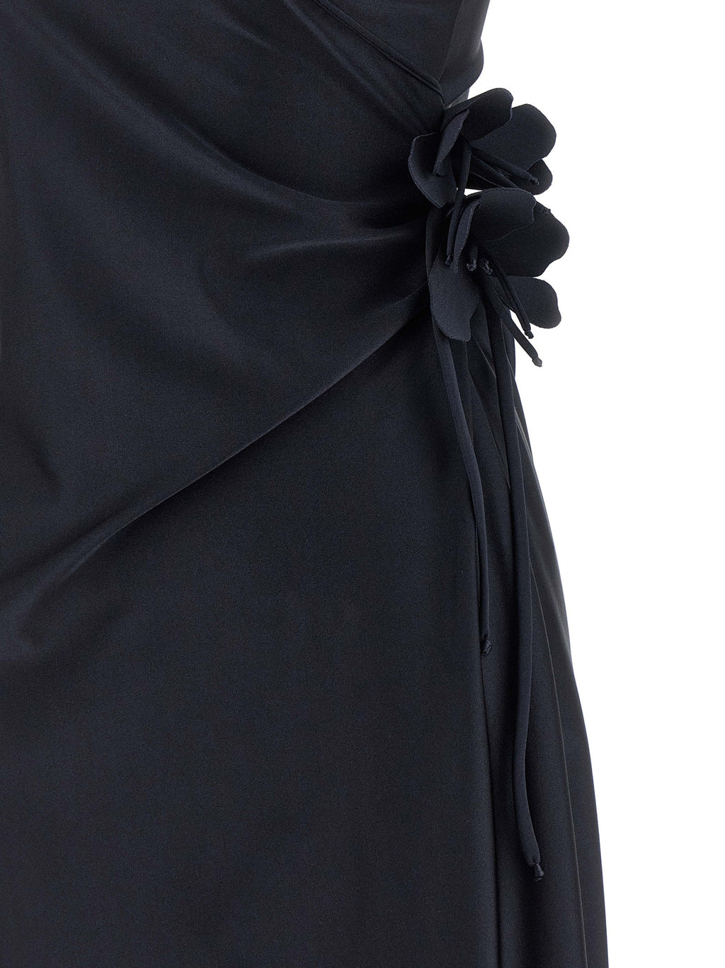 فستان قصير غير متماثل بتصميم زهور من Coperni