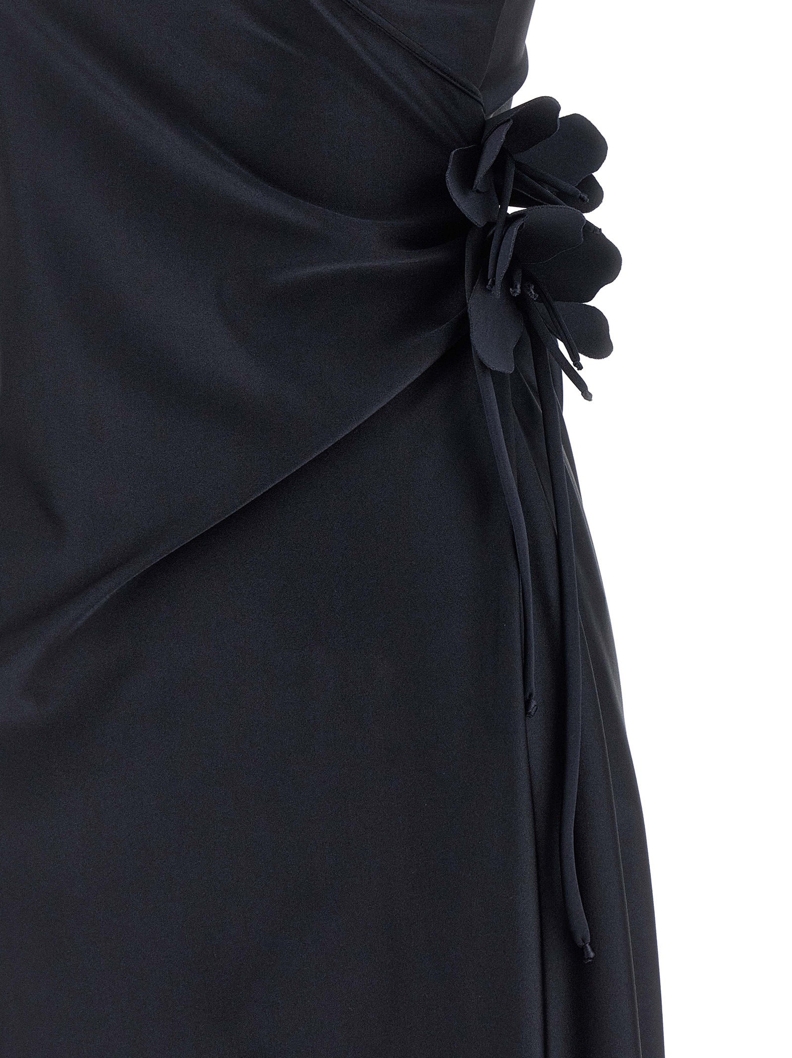 فستان قصير غير متماثل بتصميم زهور من Coperni