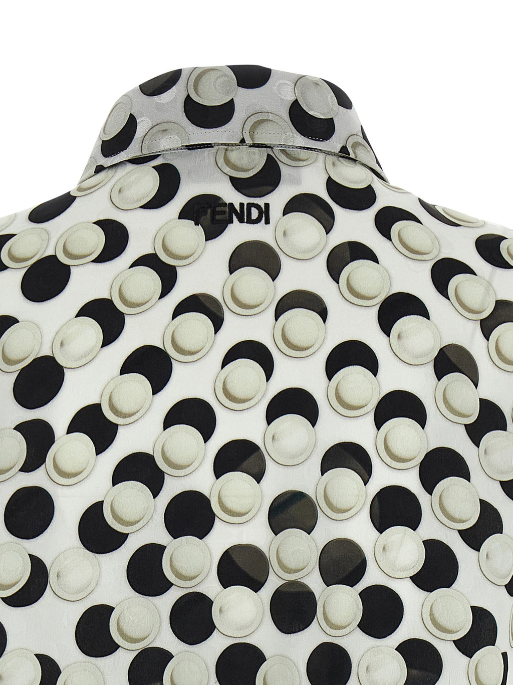توب قصير من Fendi بنقاط البولكا