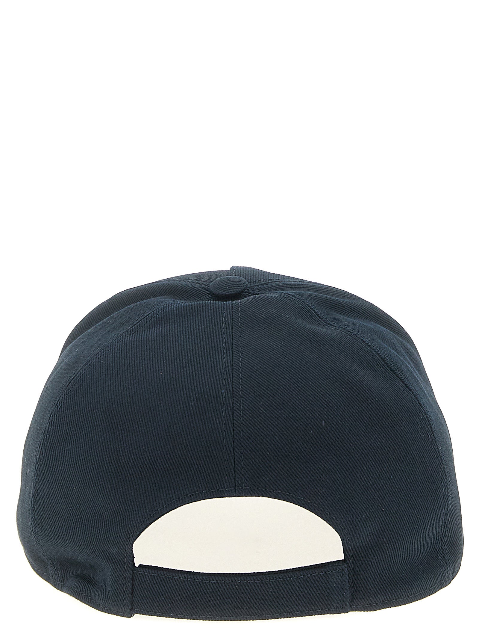 قبعة فندي بتصميم رقعة
