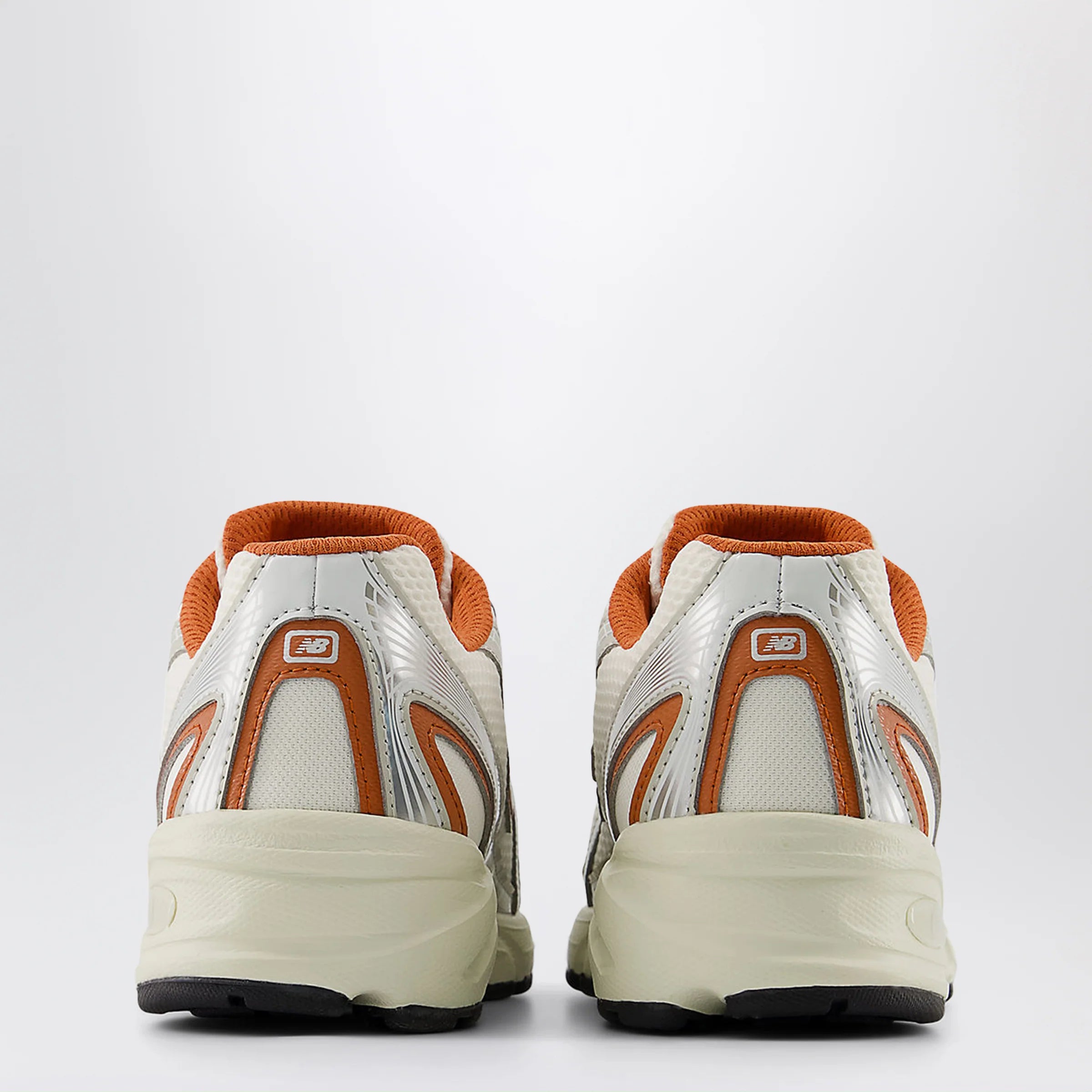 New Balance Sneakers 740 Lace Silver Metallic/Cinnamon