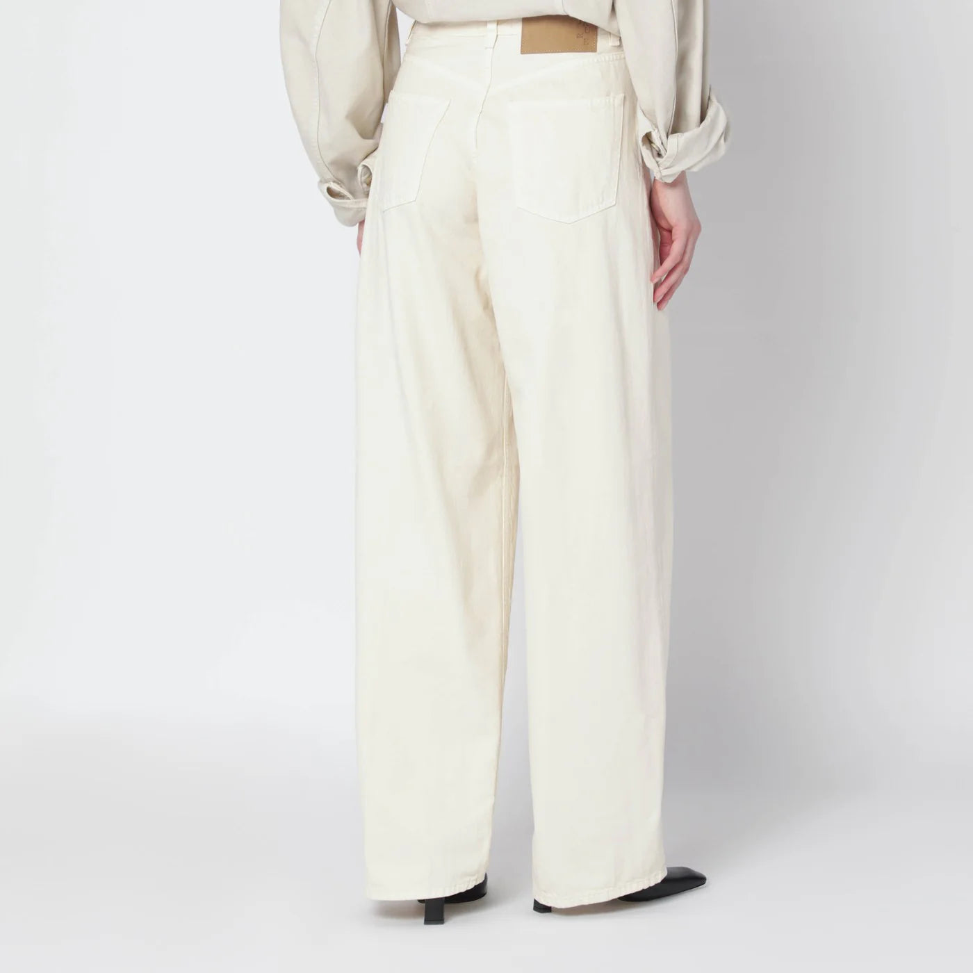 HAIKURE Butter-coloured Bethany jeans