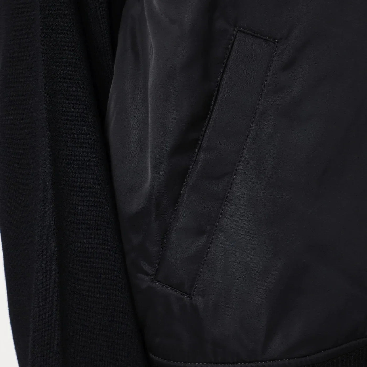 IVY OAK Jamila gilet-jacket in black