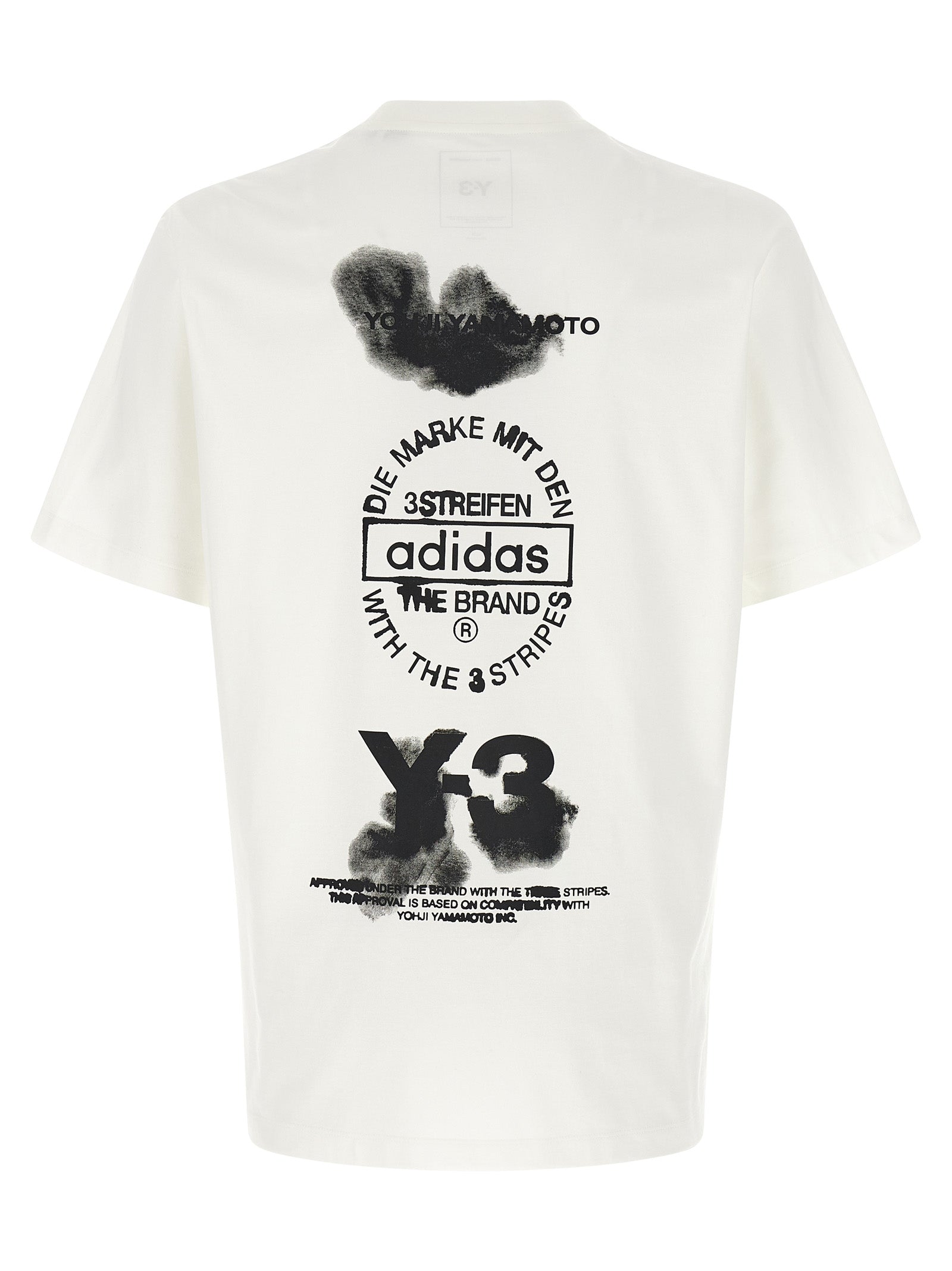 تيشيرت Y-3 برسومات جرافيكية